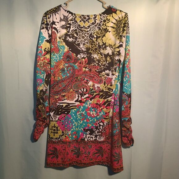 Women's Multicolor Paisley Floral Tunic Dress Top V-Neck Jeweled Detail. - Picture 4 of 4